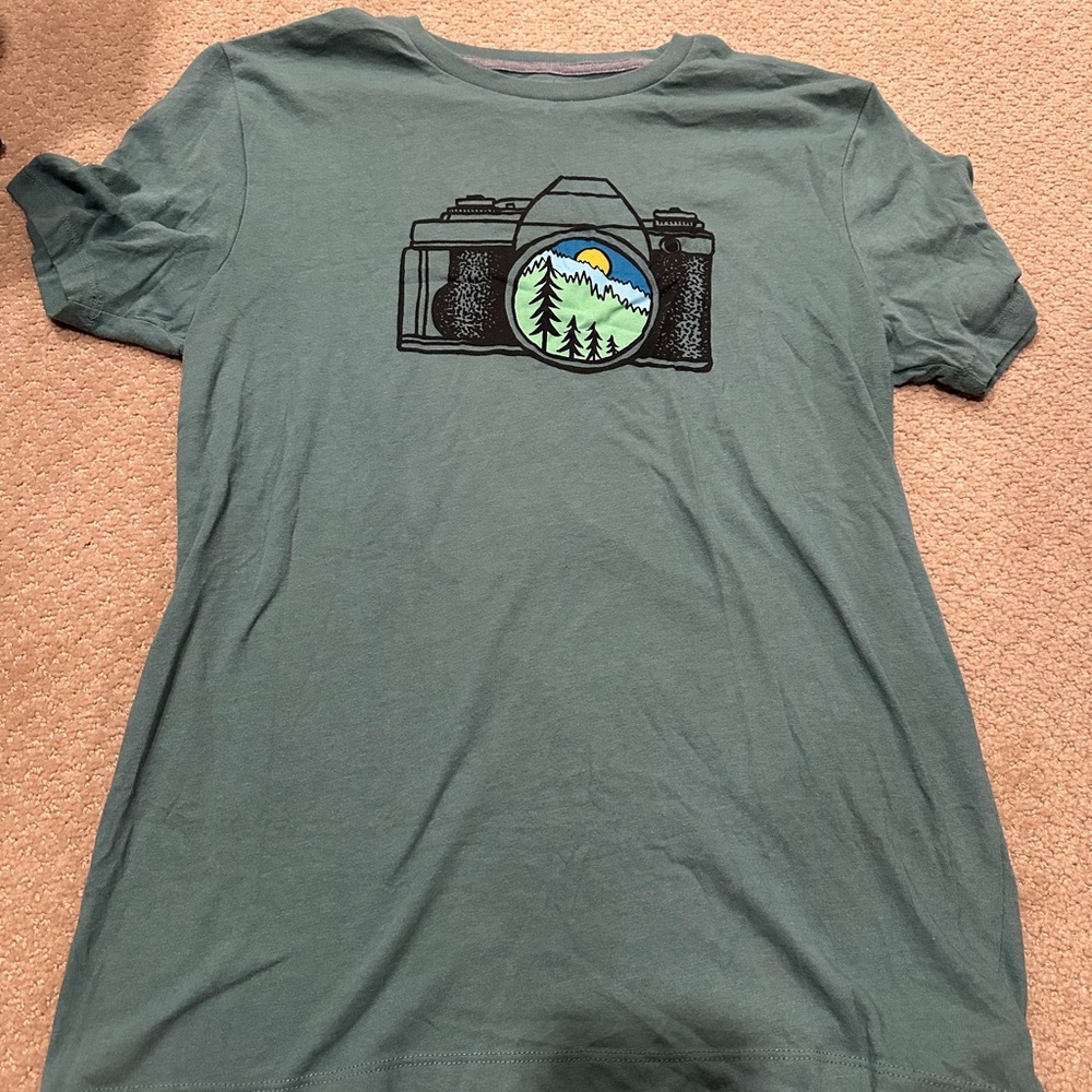 Old Navy Teal T-Shirt with Camera Graphic